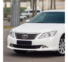 Бампер передний в цвет кузова Toyota Camry V50 (2011-2014) с омывателями